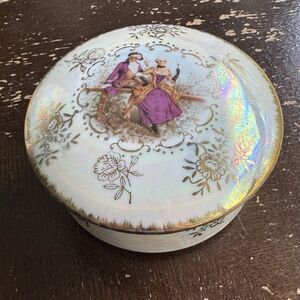 Vintage Empress By Haruta Iridescent Round Jewelry Box w Lid Victorian Couple